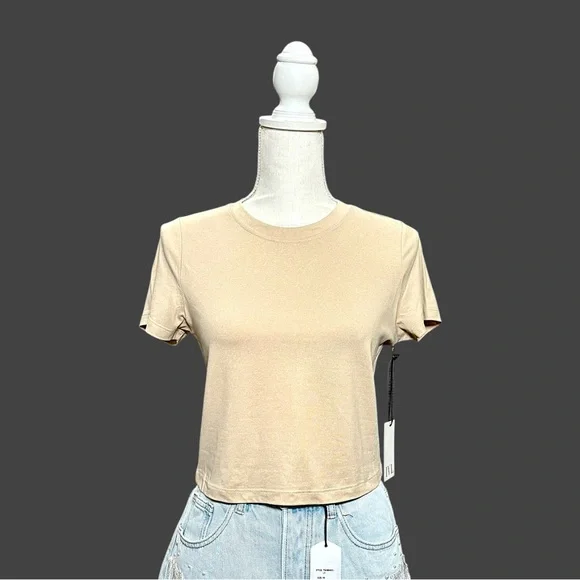 IVL Women’s Slim Fit Beige Minimalist Short Sleeve T-Shirt Sz L - Picture 3 of 16